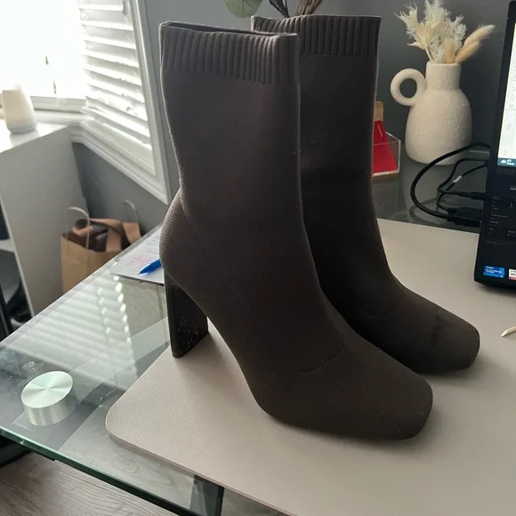 Sock booties - Picture 1 of 2